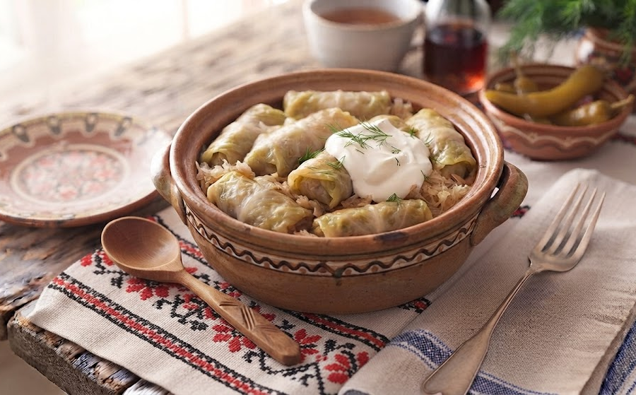 Sarmale — Romanian Stuffed Cabbage Rolls